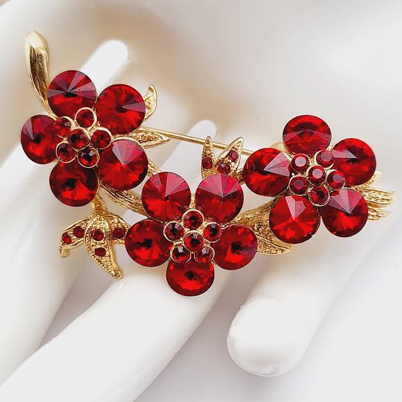 Vintage Red Rivoli Rhinestone Flower Cluster Brooch - Picture 1 of 9